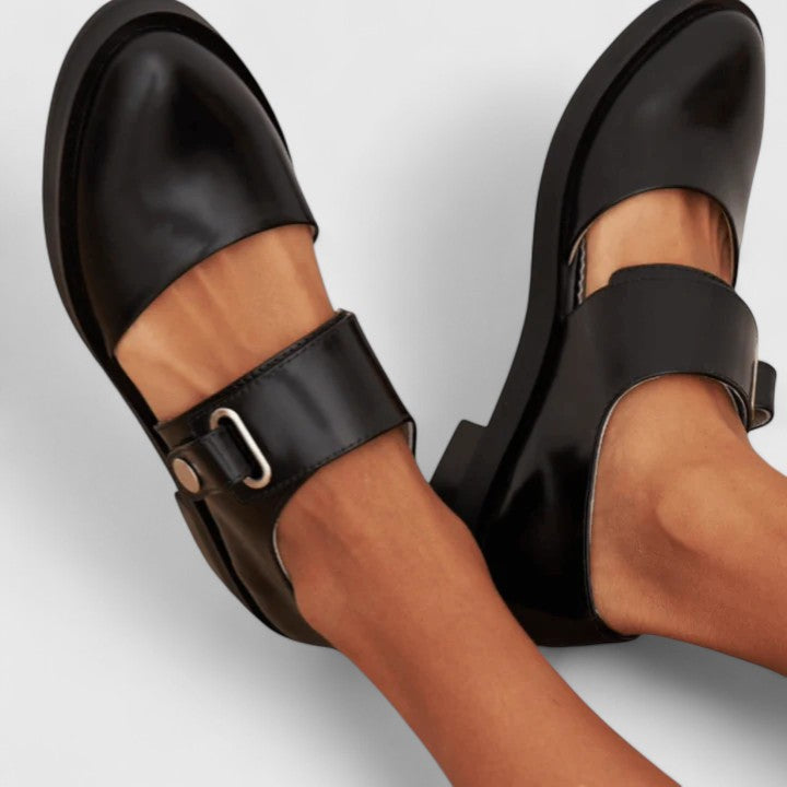 Women's Cut-Out Buckle Strap Flat Shoes