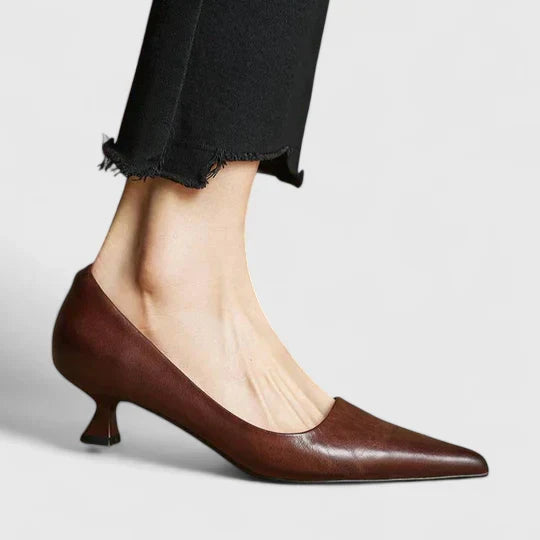 Women's Genuine Leather Kitten Heel Pointed Toe Pumps