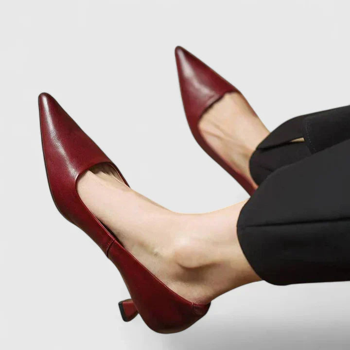 Women's Genuine Leather Kitten Heel Pointed Toe Pumps