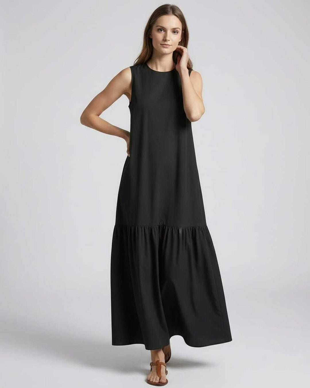Women's Sleeveless Tiered Maxi Dress Round Neck A-Line